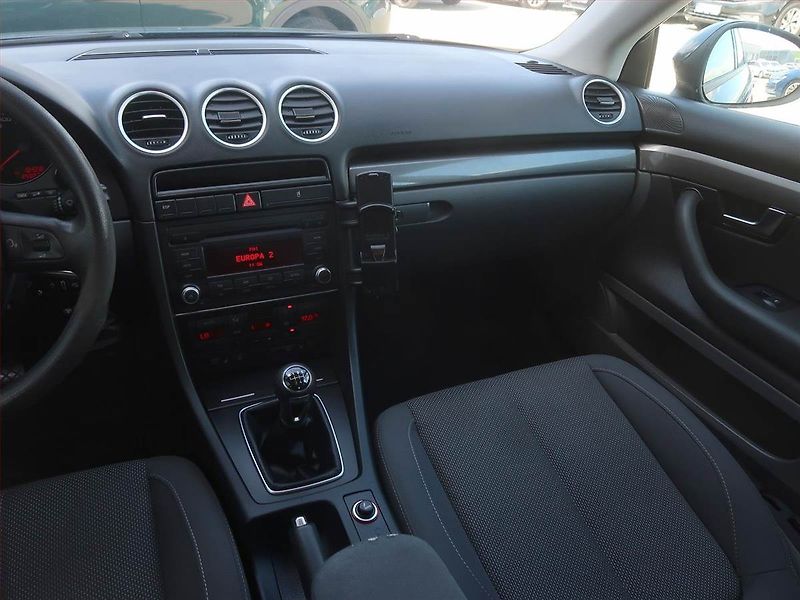 Seat Exeo (2011) 2.0 TDI, Serv.kniha, Tempomat - fotka 8 z 16