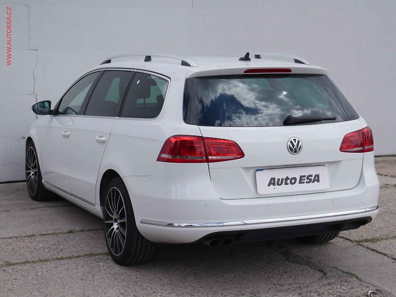 Volkswagen Passat (2011) 2.0 TDi, ČR, Comfortline, DSG - fotka 6 z 18