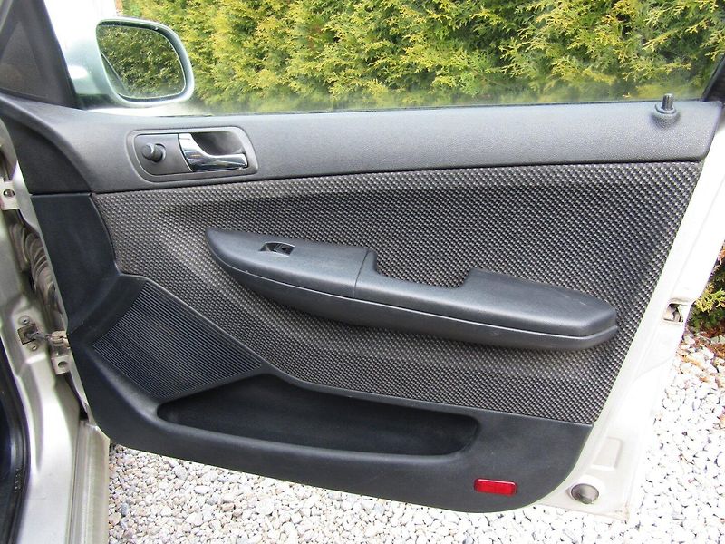 Škoda Fabia (2004) 1.4 TDI 55kW - fotka 25 z 36
