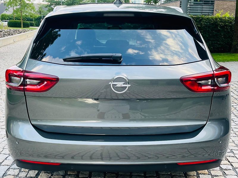 Opel Insignia 2.0CDTi KAMERA SERVISKA TAŽNÉ - fotka 14 z 55
