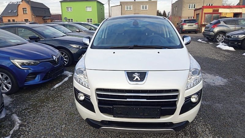 Peugeot 3008 (2012) - fotka 6 z 32