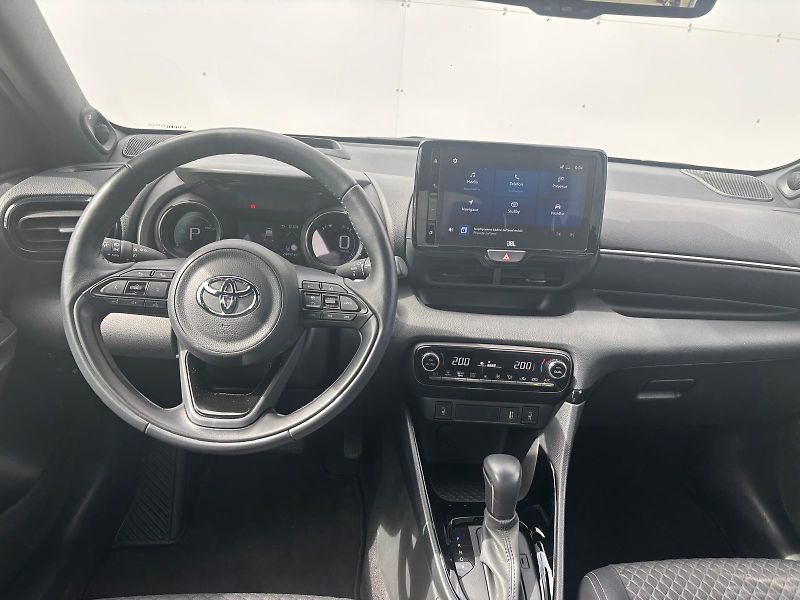 Toyota Yaris 1.5 HSD e-CVT Selection Style - fotka 5 z 28