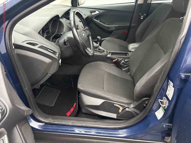 Ford Focus (2016) 1.5 TDCi, ČR, AC, tempo - fotka 9 z 15