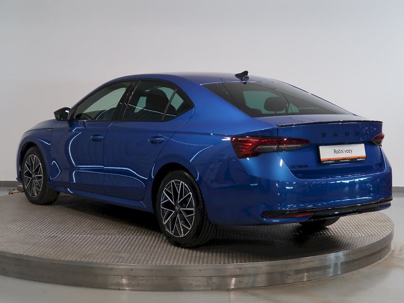 Škoda Octavia (2025) SPORTLINE 2.0TDI DSG CANTON - fotka 7 z 44