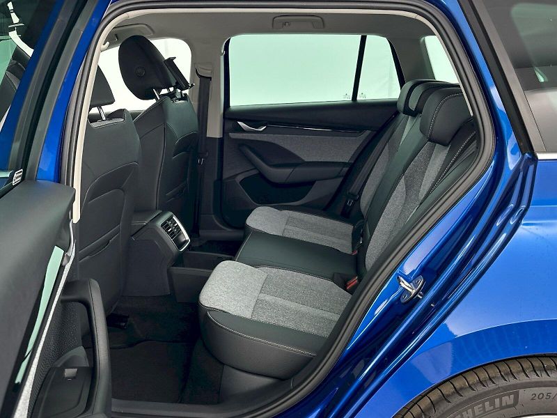 Škoda Octavia (2025) Combi 1.5TSI 85kW Top Selectio - fotka 8 z 32