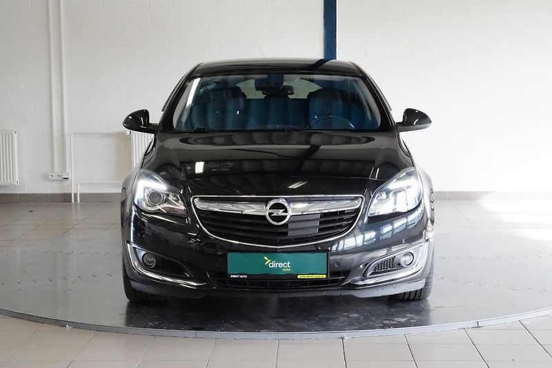 Opel Insignia - fotka 4 z 29