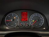 Volkswagen Touran (2006) 1.9 TDI, Automat, 7 míst - náhled 11