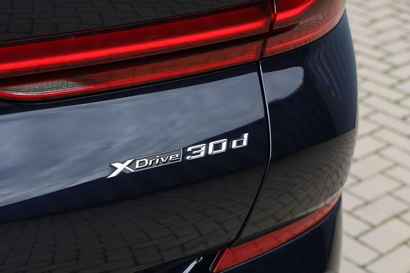 BMW X6 (2024) M SPORT 210kW TAŽNÝ DPH CZ - fotka 54 z 55