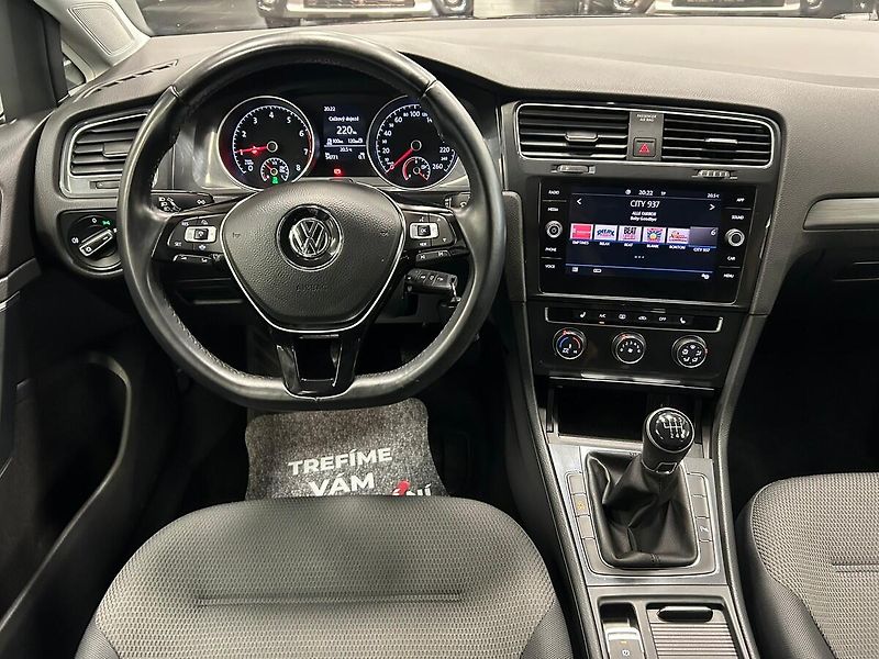 Volkswagen Golf (2019) 1.5 TGI Comfort MAN 2019 | Zár - fotka 37 z 62