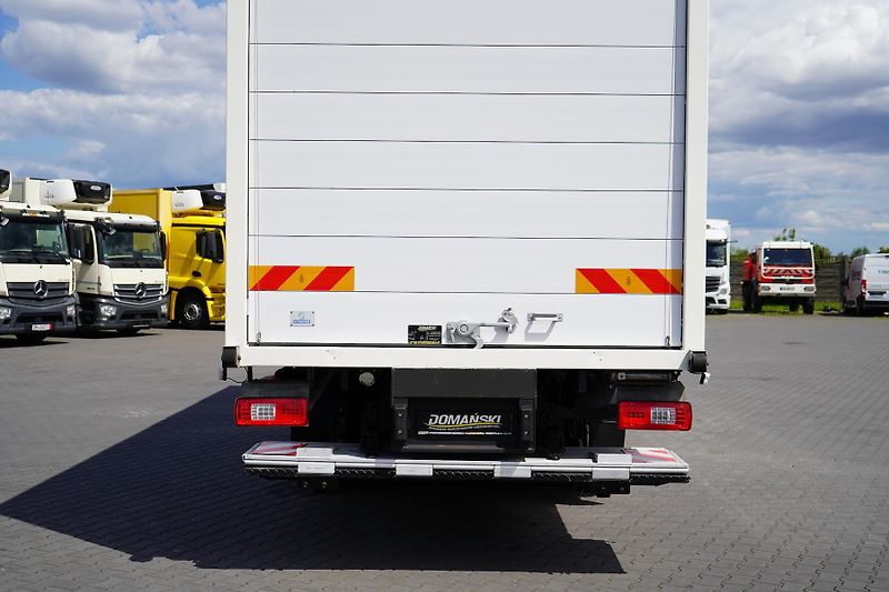 Iveco S-WAY (2021) 420 / E 6 / KONTENER + WINDA / - fotka 47 z 47