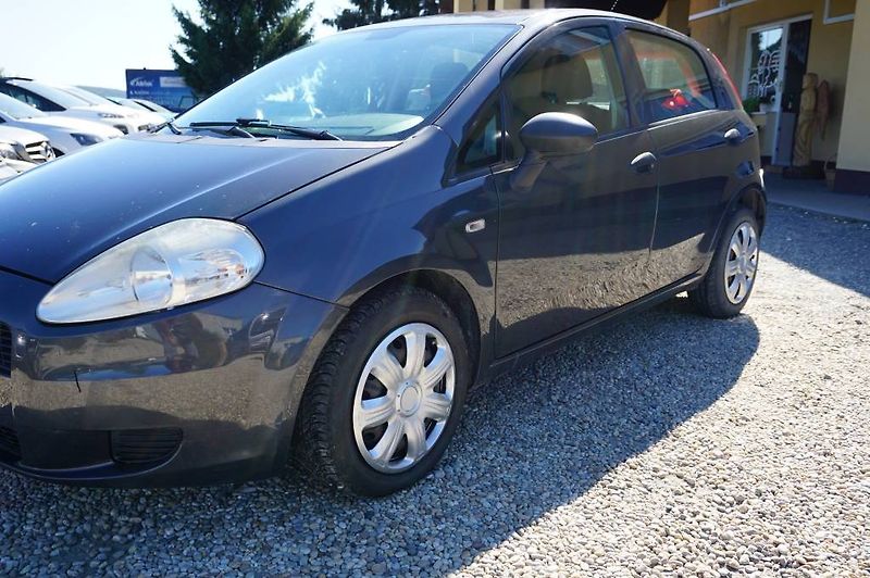 Fiat Punto (2011) 1,2 - fotka 2 z 20