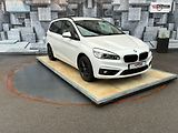 BMW Řada 2 (2017) 220i GT, 141KW, 7 MÍST - náhled 1