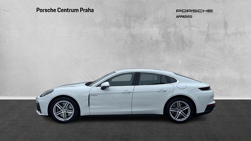 Porsche Panamera 4 E-Hybrid - fotka 3 z 30