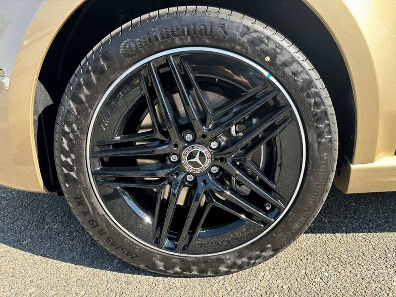 Mercedes-Benz Třídy V (2026) V 300 d / Exclusive / L / 4M - fotka 8 z 29