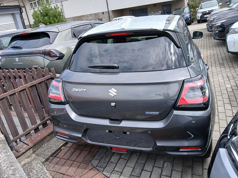 Suzuki Swift (2025) 1,2 PREMIUM ALLGRIP HYBRID - fotka 6 z 6