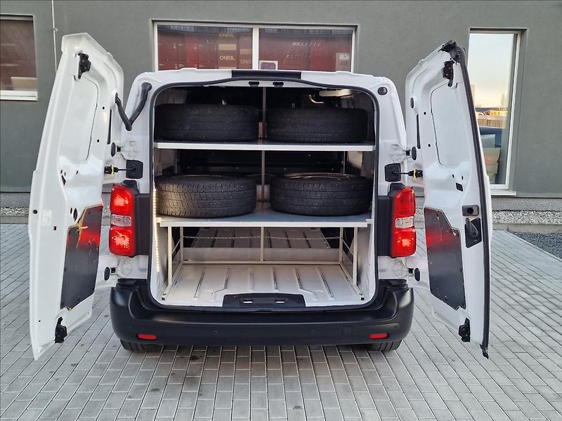 Opel Vivaro 1.5CDTI 88kW, původ ČR,1.Maj. - fotka 38 z 47