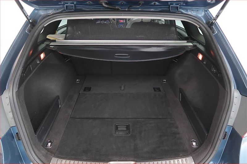 Hyundai i40 (2016) 1.7 CRDi, Serv.kniha - fotka 13 z 20