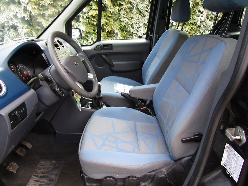 Ford Tourneo Connect (2010) 1.8 TDCi 81kW BEZ DPF - fotka 20 z 34