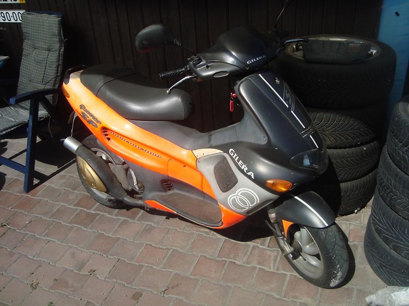 Gilera Runner 50 (2001) - fotka 1 z 7