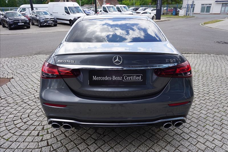 Mercedes-Benz Třídy E 3,0 AMG E 53 4MATIC+ - fotka 6 z 21