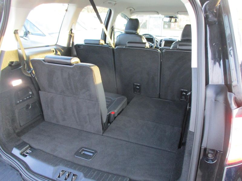 Ford Galaxy (2018) 2,0 TDCi - fotka 9 z 11