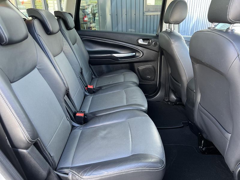 Ford S-MAX 2.0TDCi 103kw AUTOMAT ALU KLIM - fotka 24 z 40