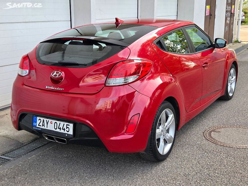 Hyundai Veloster (2012) 1.6 GDI Nové v ČR Serviska - fotka 8 z 30
