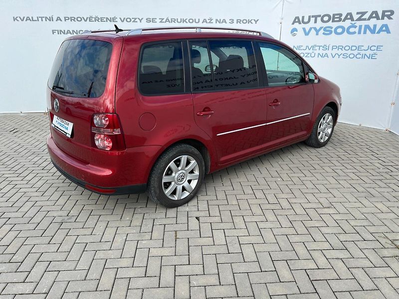 Volkswagen Touran (2008) 2.0TDi 103kW! 2x kola! - fotka 4 z 21