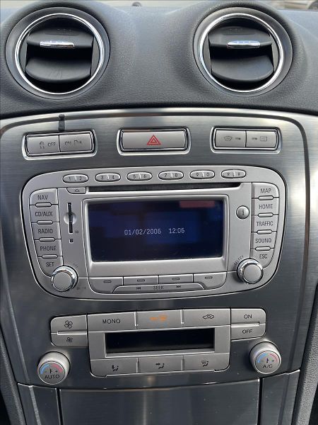 Ford Mondeo 2,0TDCi*103 kW*pravidelný serv - fotka 13 z 36