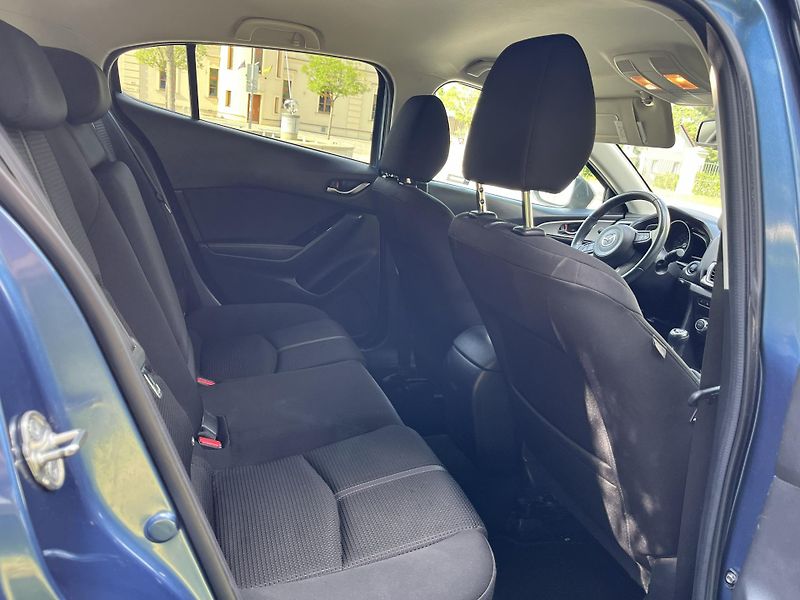 Mazda 3 (2017) 2.0 Attraction - fotka 5 z 9