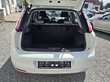 Fiat Punto (2012) 1.4 i Velmi pěkné - náhled 11