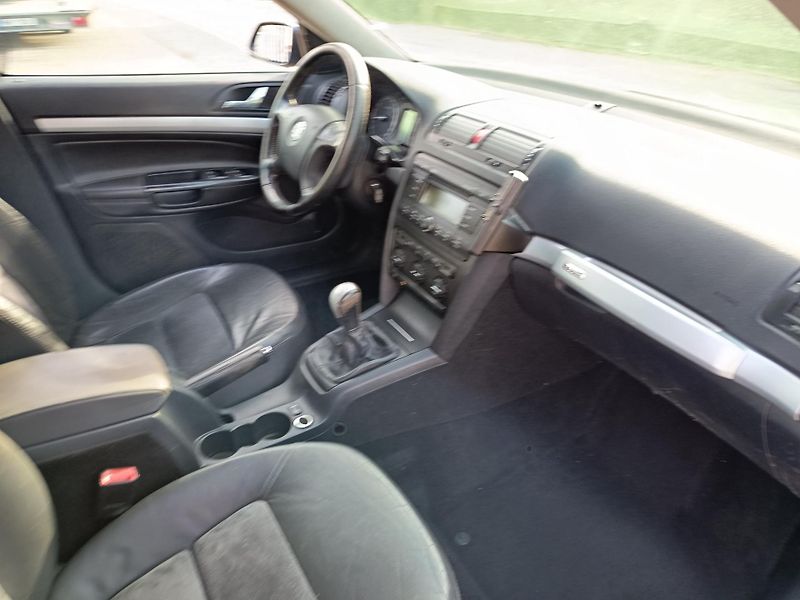 Škoda Octavia (2007) Scout 4x4 2.0i 110 kw - fotka 23 z 41
