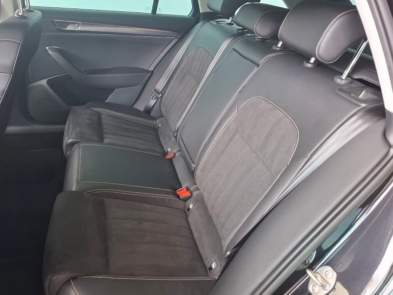 Škoda Superb (2024) COMBI STYLE PLUS TD 110/2.0 7D - fotka 17 z 39