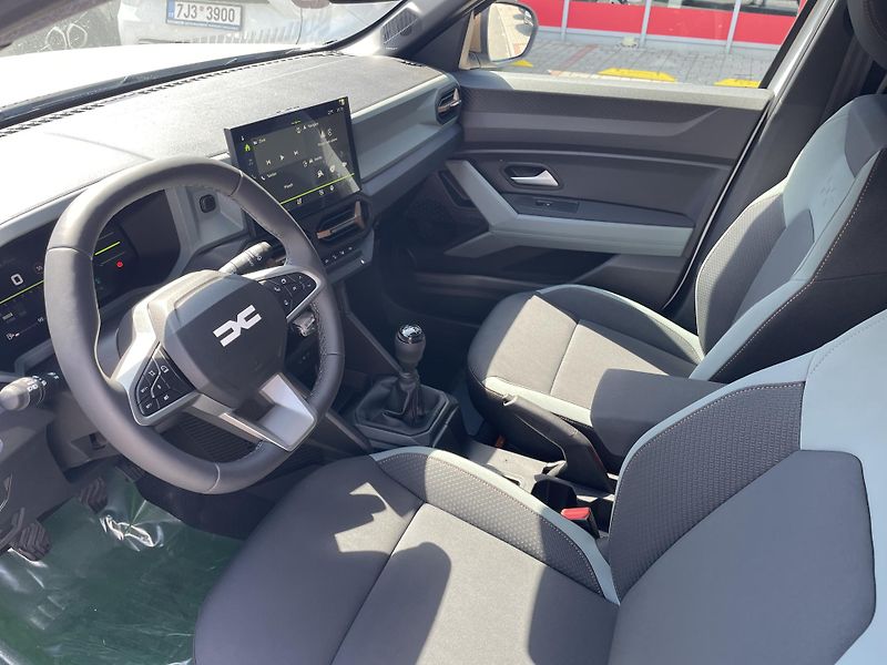 Dacia Duster (2026) extreme mild hybrid 140 ZÁRUKA - fotka 9 z 14