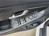 Hyundai i30 1.5i COMFORT LED KAMERA NAVI - náhled 28