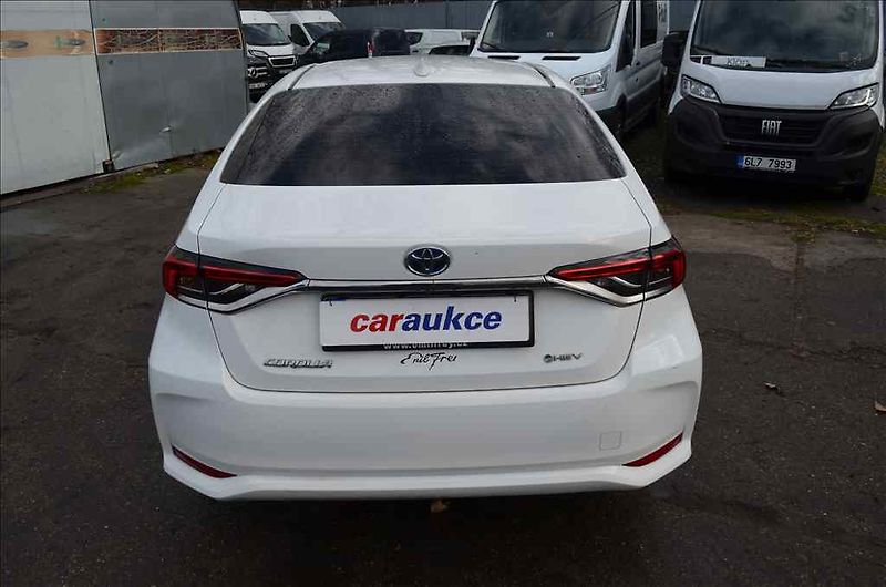 Toyota Corolla (2024) 1,8 HYBRID - fotka 5 z 15