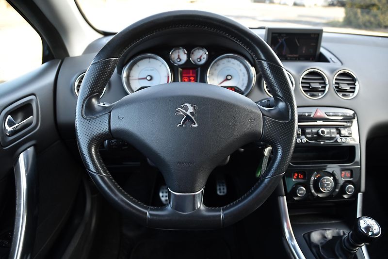 Peugeot 308 1.6 HDi 6st,NAV,KLIMA,TEMP,ALU - fotka 17 z 46
