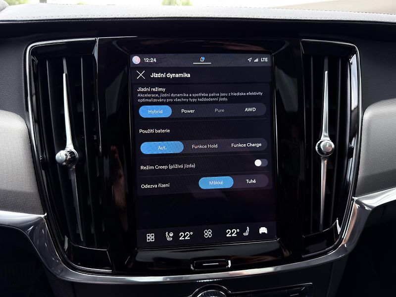 Volvo S90 T8 AWD // ULTIMATE // 335 kW - fotka 31 z 50