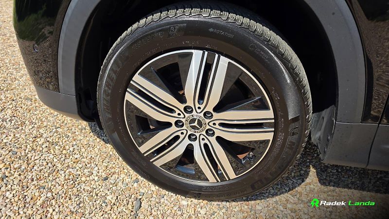 Mercedes-Benz EQB (2022) 250 - Progressive, AVILOO 95% - fotka 7 z 11