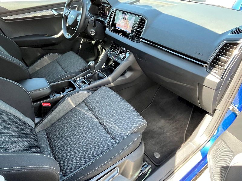 Škoda Karoq (2025) 1.5 TSI 110kW Top Selection - fotka 16 z 27