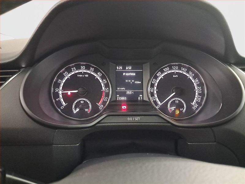 Škoda Octavia (2018) Ambition 2.0 TDI, Navi - fotka 11 z 18