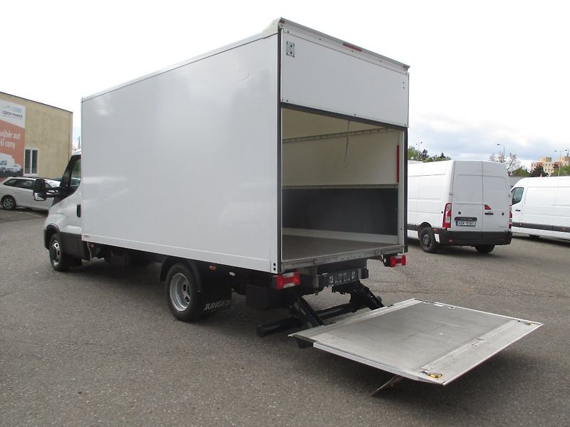 Iveco Daily 35C16, 2,3, HČ, 8 palet - fotka 11 z 19