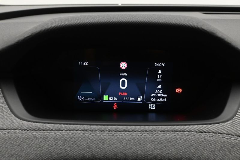 Škoda Enyaq iV 60 132 kW SoH 89% Záruka až - fotka 16 z 32