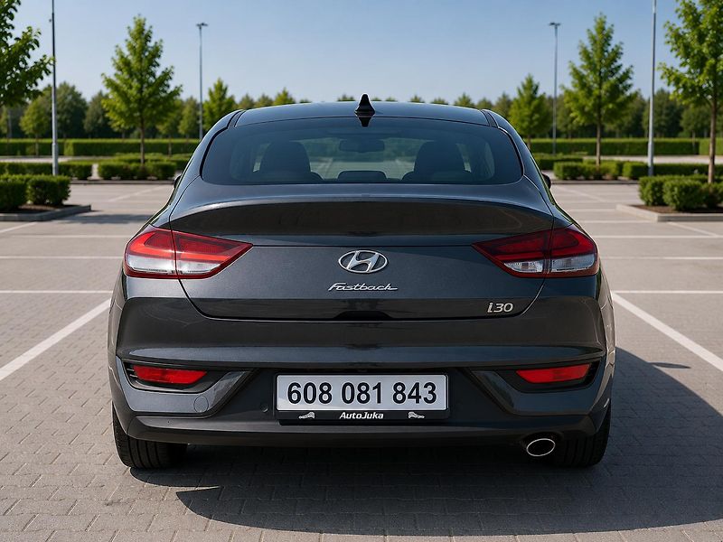 Hyundai i30 1.5T-GDi-volat-608 081 843 - fotka 6 z 21