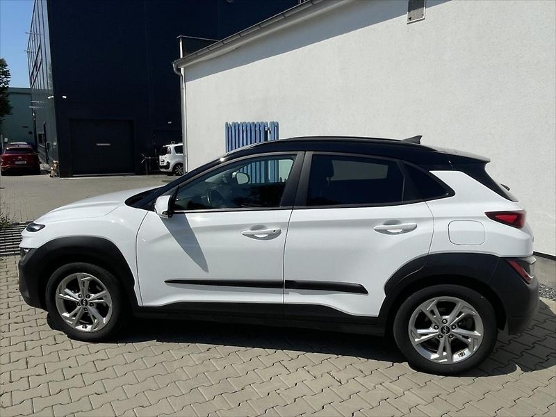 Hyundai Kona 1,0 T-GDI SMART, tažné zař. - fotka 14 z 24