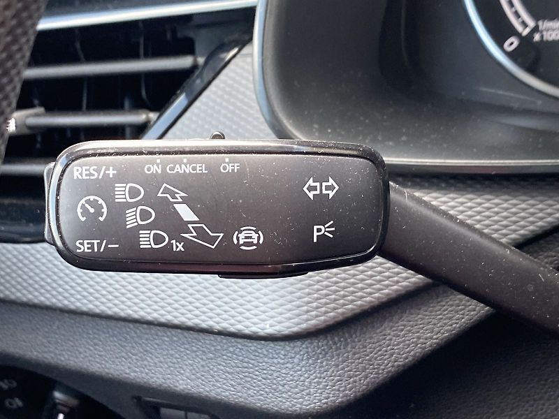 Škoda Scala (2024) 1.0 TSI Ambition - fotka 21 z 31