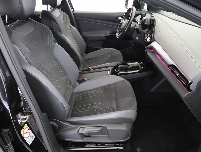 Volkswagen ID.5 (2022) Pro Perf. (82 kWh), SoH 93% - fotka 9 z 30