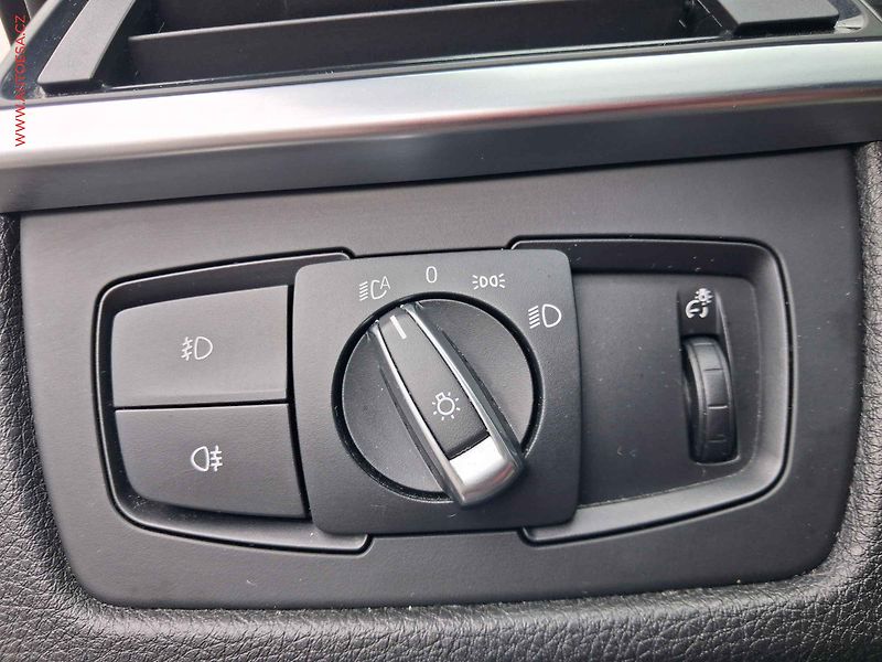 BMW Řada 4 (2014) 2.0D xD, ČR, AT, headUP - fotka 18 z 20