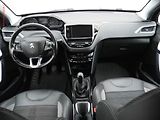 Peugeot 2008 (2019) 1.2 PT, Výhř.sed. - náhled 8