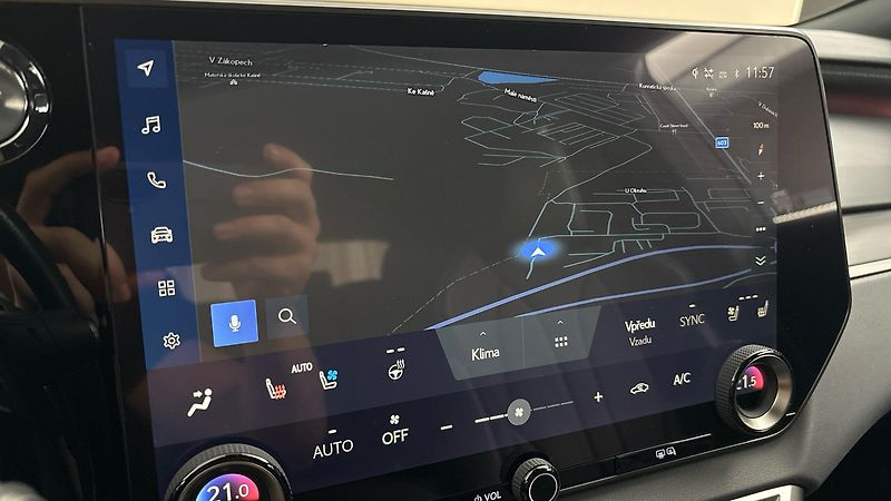 Lexus RX 500h AUT 4x4 F Sport - fotka 30 z 31
